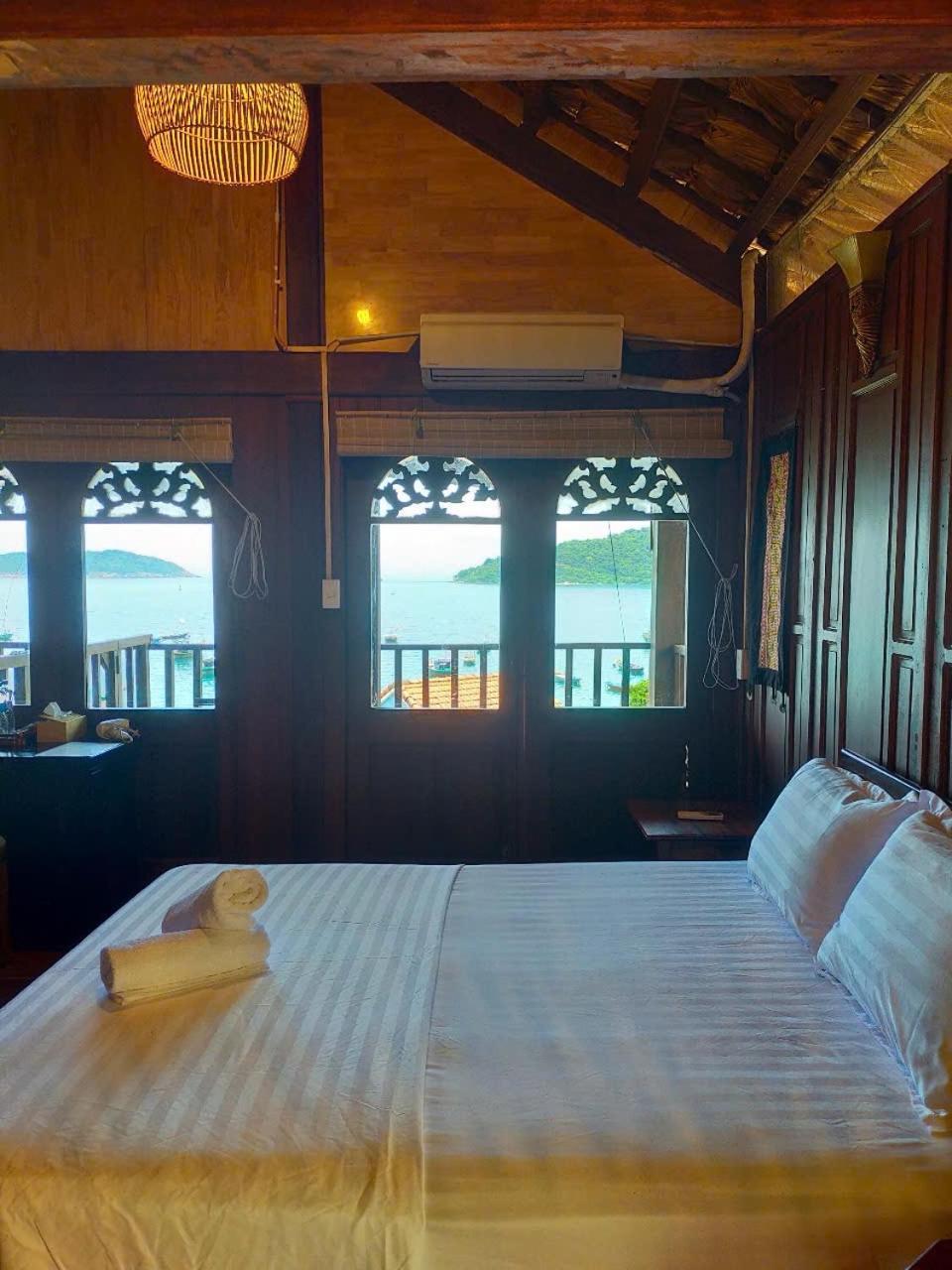 Cham Island Wooden Cabin هوي ان المظهر الخارجي الصورة